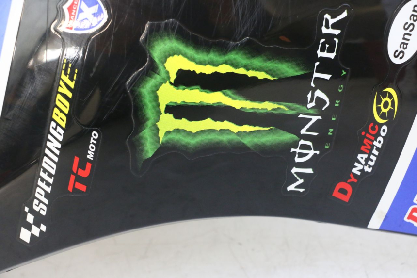 photo de CARENADO DELANTERO IZQUIERDO STAHO FH 50 (2018 - 2019)