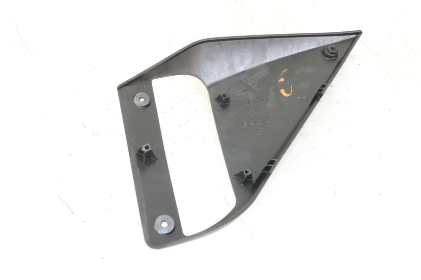 photo de CARENADO DELANTERO IZQUIERDO GILERA NEXUS 300 (2008 - 2013)