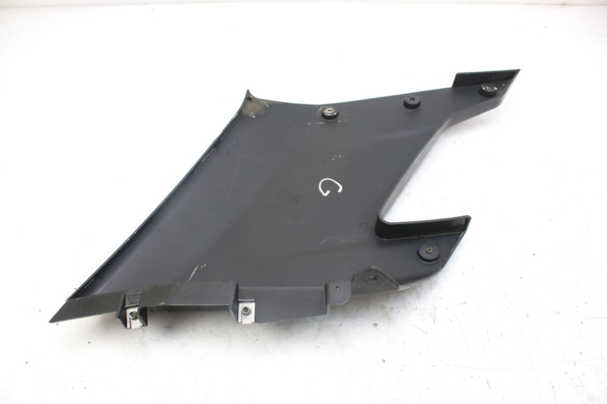 photo de FLANCO LATERAL DELANTERO IZQUIERDO DERBI GPR 50 (2004 - 2009)