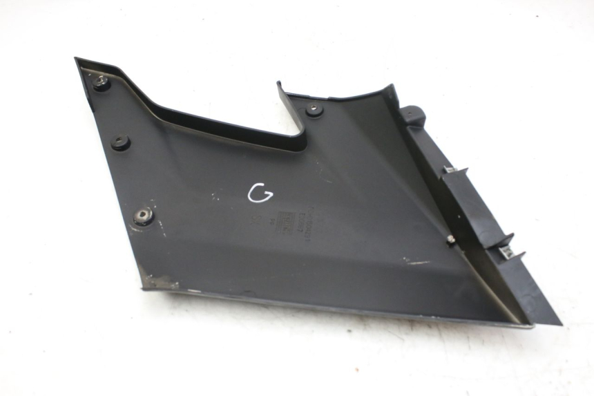 photo de FLANCO LATERAL DELANTERO IZQUIERDO DERBI GPR 50 (2004 - 2009)