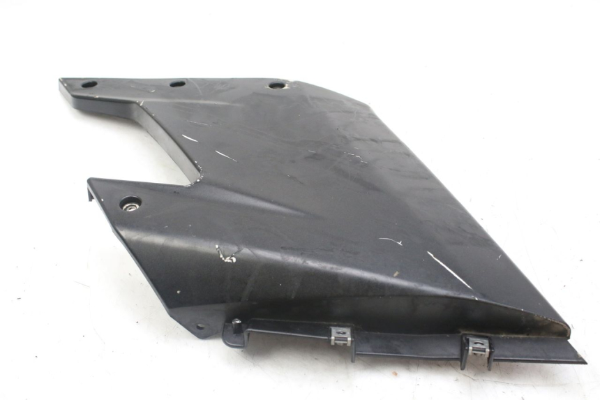 photo de FLANCO LATERAL DELANTERO IZQUIERDO DERBI GPR 50 (2004 - 2009)