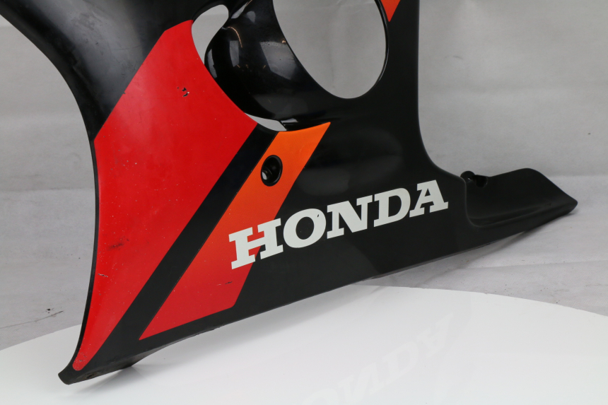 photo de CARENADO DELANTERO IZQUIERDO HONDA CBR F 600 (1996 - 1998)