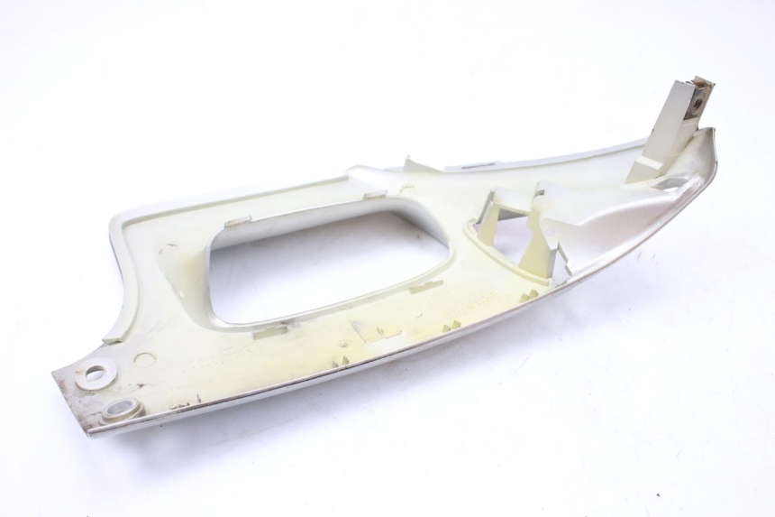 photo de FLANCO LATERAL DELANTERO IZQUIERDO PEUGEOT SPEEDFIGHT LC 50 (1996 - 2002)