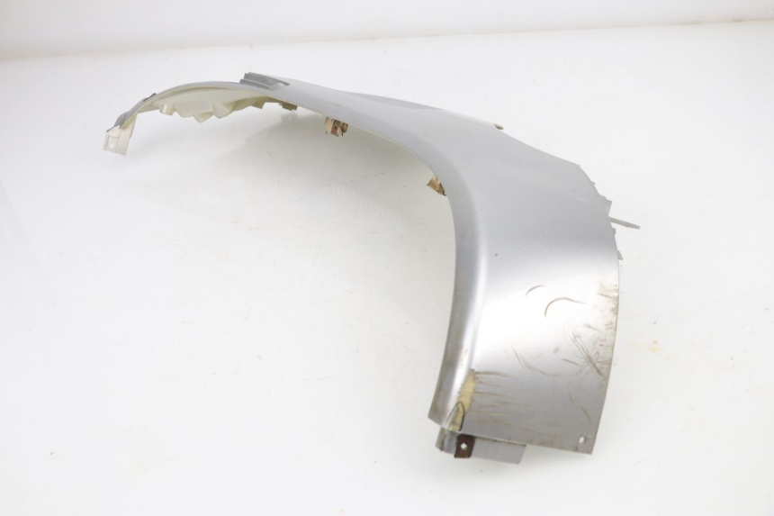 photo de CARENADO DELANTERO IZQUIERDO PEUGEOT SUM UP 125 (2008 - 2013)