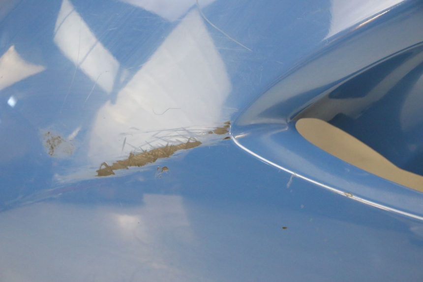 photo de FLANCO LATERAL DELANTERO IZQUIERDO YAMAHA TDM ABS 900 (2002 - 2014) - Zoom sobre los componentes