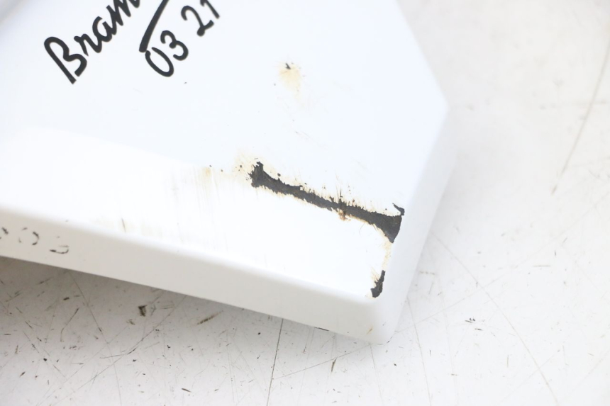 photo de CARENADO DELANTERO IZQUIERDO KSR TR SM 50 (2015 - 2018) - Características distintivas