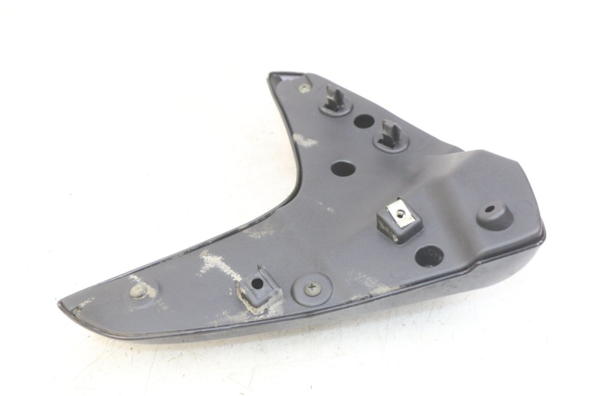 photo de FLANCO LATERAL DELANTERO IZQUIERDO SYM WOLF SB 125 (2011 - 2018)
