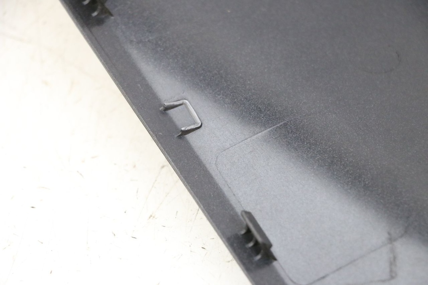 photo de CARENADO DELANTERO IZQUIERDO YAMAHA XMAX X-MAX 125 (2021 - 2025)