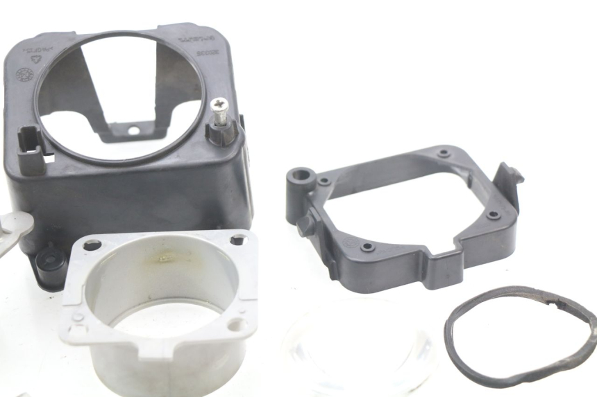 photo de FARO DELANTERO PEUGEOT LUDIX 50 (2005 - 2007) - Primer plano técnico