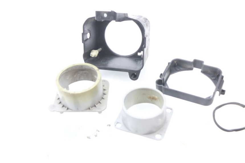 photo de FARO DELANTERO PEUGEOT LUDIX 50 (2005 - 2007) - Estado de la superficie y material