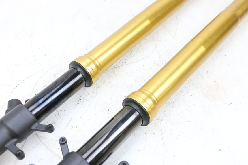 photo de HORQUILLA SUZUKI GSXR GSX-R 1000 (2003 - 2004) - Características distintivas