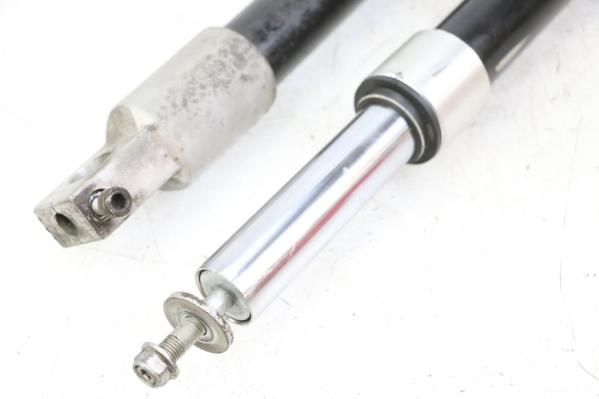 photo de BOTELLA HORQUILLA  BMW C1 125 (2000 - 2003)