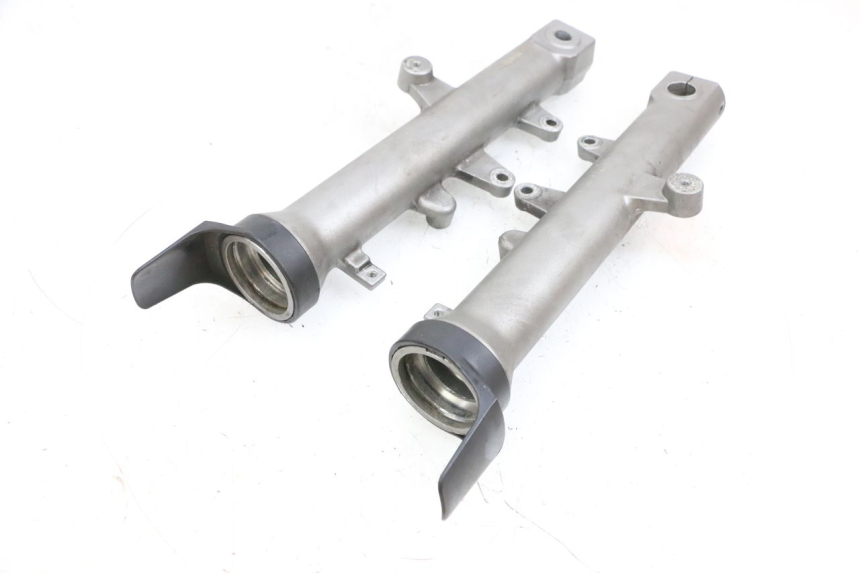 photo de BOTELLA HORQUILLA  SUZUKI BURGMAN EXECUTIVE ABS 650 (2006 - 2012) - Primer plano técnico