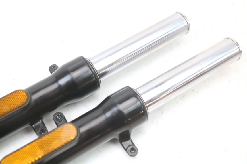 photo de BOTELLA HORQUILLA  PEUGEOT CITYSTAR 50 (2013 - 2017)