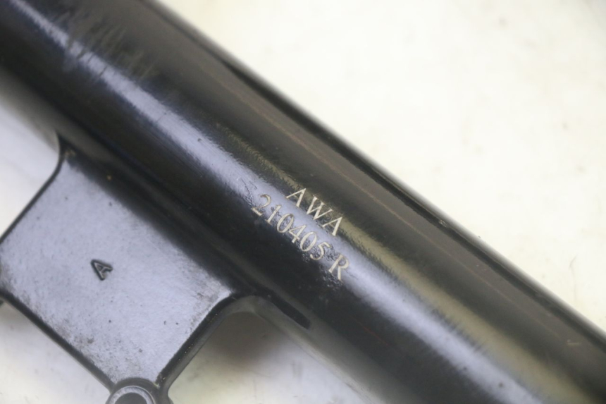 photo de BOTELLA HORQUILLA  SYM CROX 4T 50 (2016 - 2023)