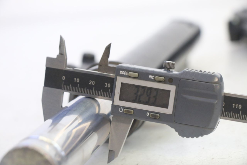 photo de BOTELLA HORQUILLA  SYM CROX 4T 50 (2016 - 2023)