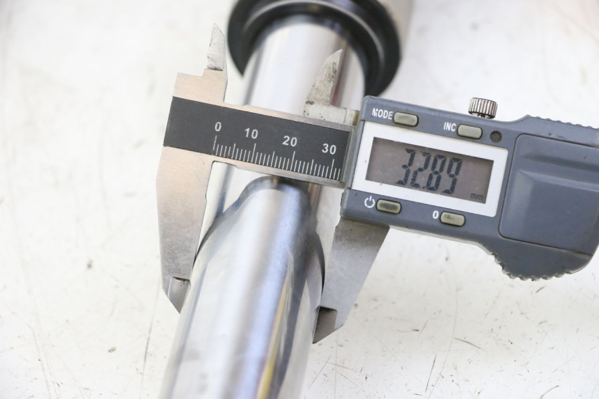 photo de BOTELLA HORQUILLA  PEUGEOT ELYSTAR 50 (2002 - 2014)