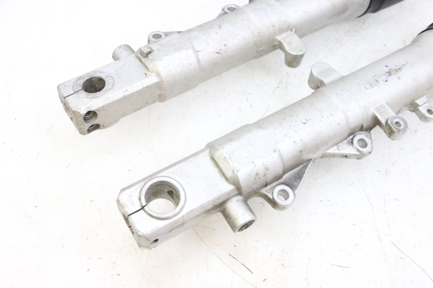 photo de BOTELLA HORQUILLA  YAMAHA FJR ABS 1300 (2006 - 2012) - Otra vista del artículo