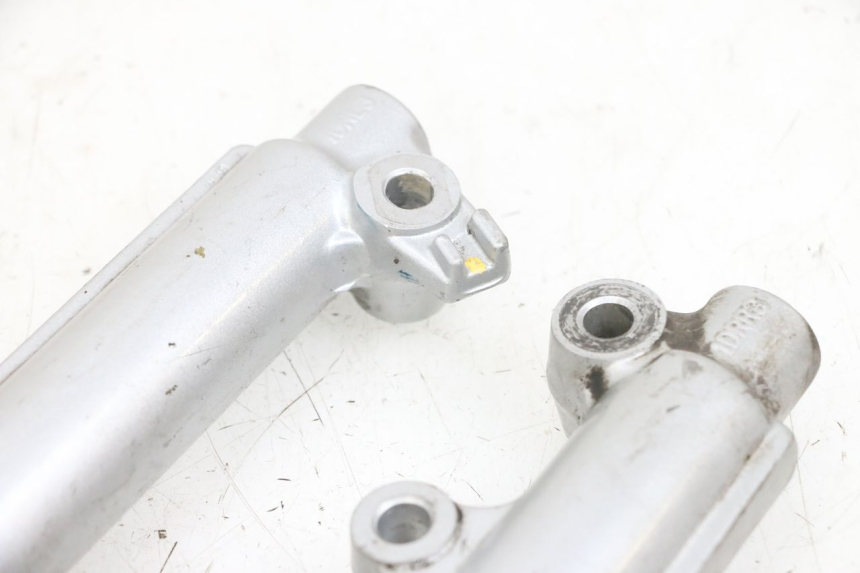 photo de BOTELLA HORQUILLA  MBK FLIPPER 115 (2013 - 2017) - Características distintivas