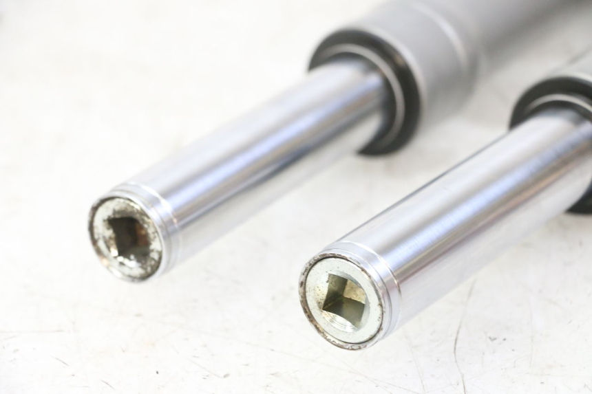 photo de TUBO DE HORQUILLA PIAGGIO FLY 2T 50 (2004 - 2017)