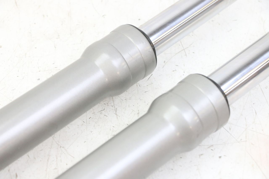 photo de TUBO DE HORQUILLA PIAGGIO FLY 2T 50 (2004 - 2017)