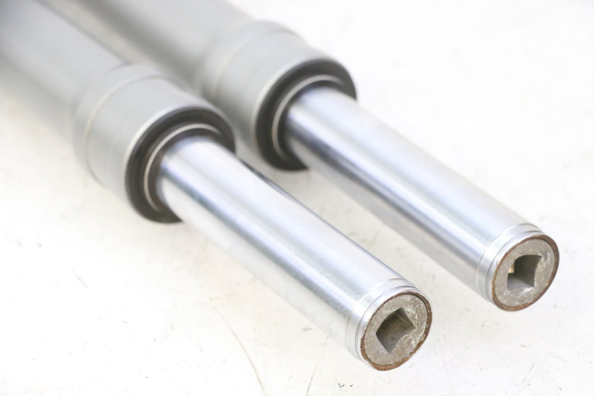 photo de TUBO DE HORQUILLA PIAGGIO FLY 2T 50 (2004 - 2017)