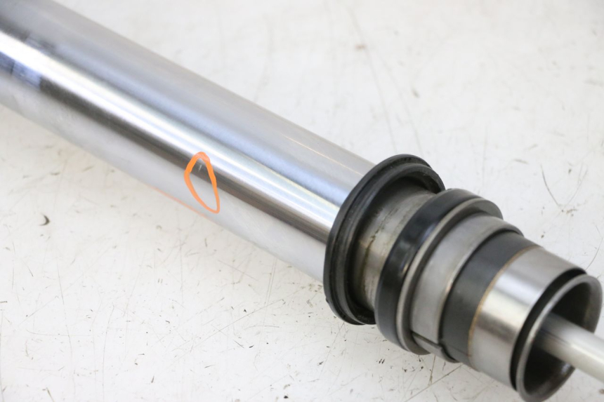 photo de BOTELLA HORQUILLA IZQUIERDA YAMAHA YZ 125 (1998 - 2005)