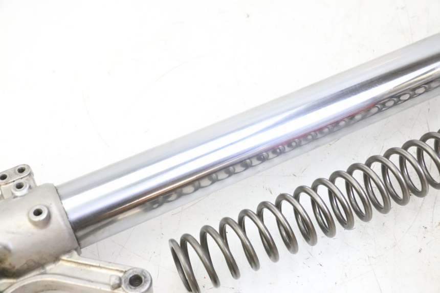 photo de BOTELLA HORQUILLA IZQUIERDA YAMAHA YZ 125 (1998 - 2005)