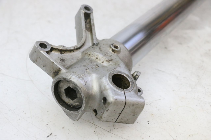 photo de BOTELLA HORQUILLA IZQUIERDA YAMAHA YZ 125 (1998 - 2005)