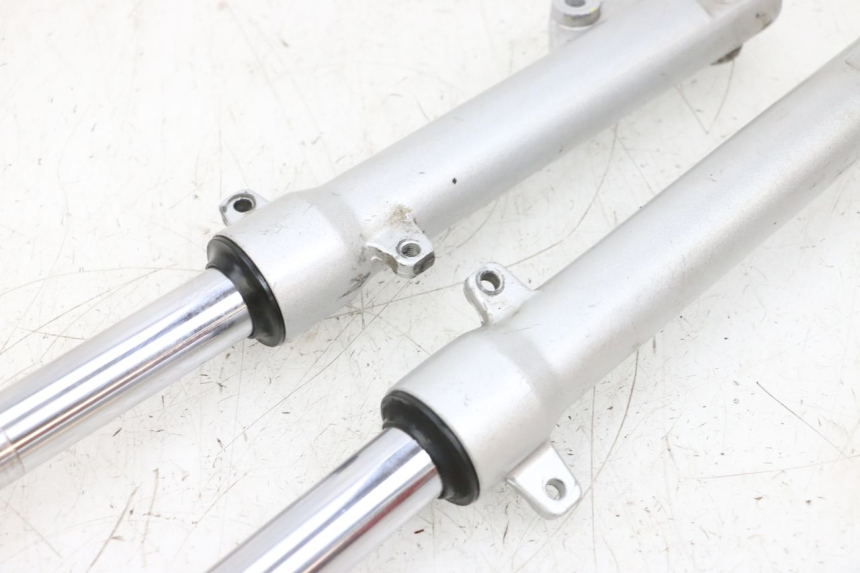 photo de BOTELLA HORQUILLA  PEUGEOT KISBEE 4T 50 (2018 - 2022) - Marcados y referencias originales