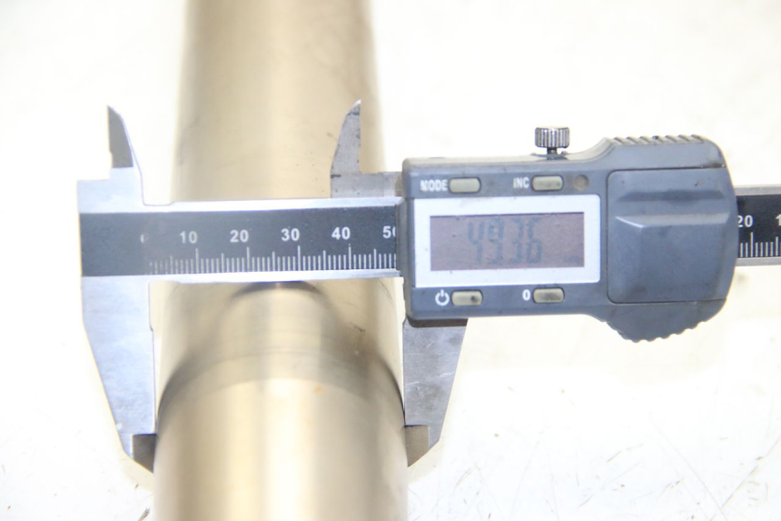 photo de TUBO DE HORQUILLA KAWASAKI KX 85 (2001 - 2013) - Otra vista del artículo