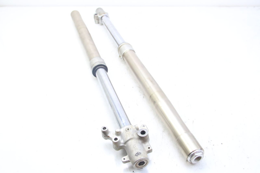 photo de TUBO DE HORQUILLA KAWASAKI KX 85 (2001 - 2013) - Estado de la superficie y material