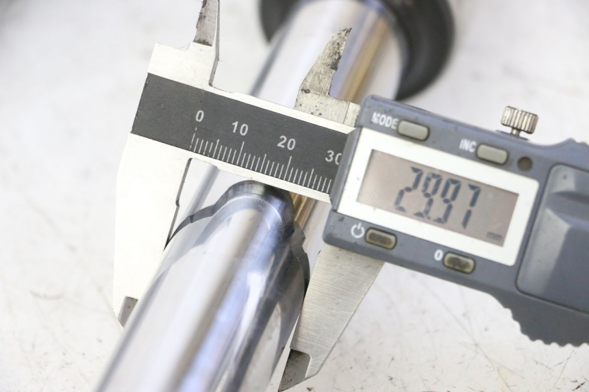 photo de BOTELLA HORQUILLA  PIAGGIO LIBERTY 125 (1998 - 2008)