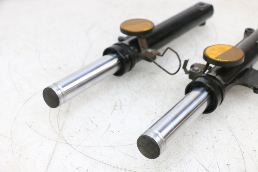 photo de TUBO DE HORQUILLA SYM ORBIT 2 4T 50 (2008 - 2017) - Otra perspectiva