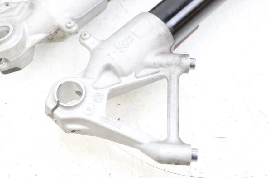 photo de BOTELLA HORQUILLA  BMW R GS 1250 (2021 - 2024) - Zoom estado de uso