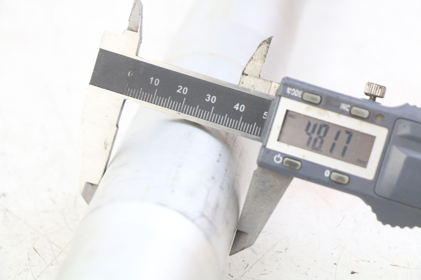 photo de TUBO DE HORQUILLA APOLLO RFZ 150