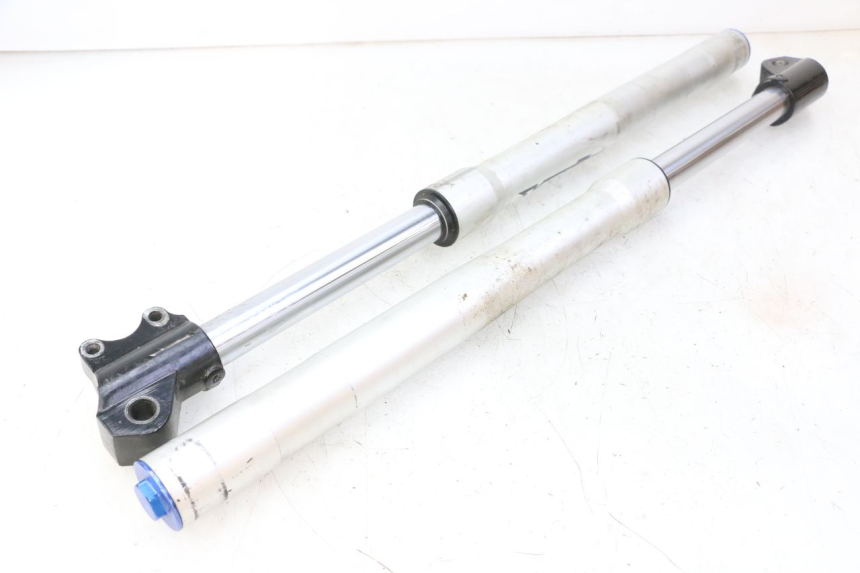 photo de TUBO DE HORQUILLA APOLLO RFZ 150