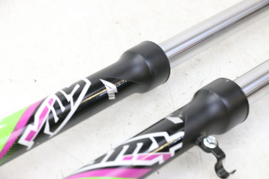 photo de BOTELLA HORQUILLA  APOLLO RFZ 125