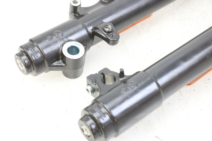 photo de BOTELLA HORQUILLA  ROYAL ENFIELD SCRAM 411 (2022 - 2024)