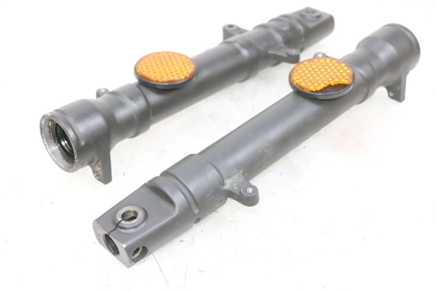 photo de BOTELLA HORQUILLA  YAMAHA TZR 50 (2008 - 2016) - Otra vista del artículo