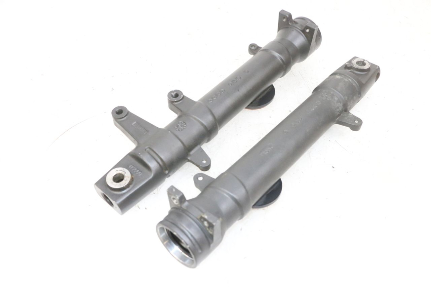 photo de BOTELLA HORQUILLA  YAMAHA TZR 50 (2008 - 2016) - Otra perspectiva