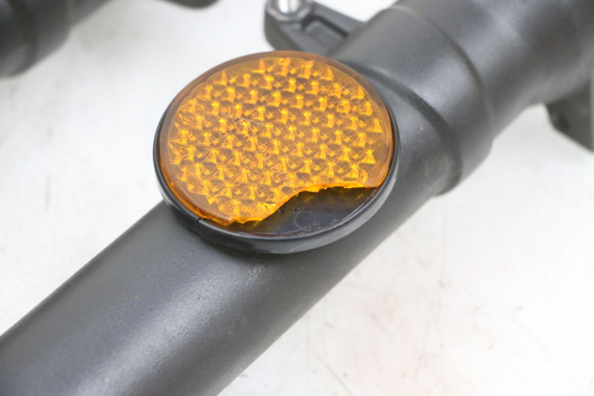 photo de BOTELLA HORQUILLA  YAMAHA TZR 50 (2008 - 2016) - Estado de la superficie y material