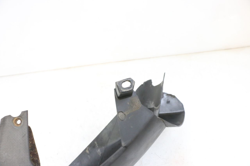 photo de GUARDABARROS TRASERO PEUGEOT LUDIX 50 (2008 - 2017) - Detalle de la pieza