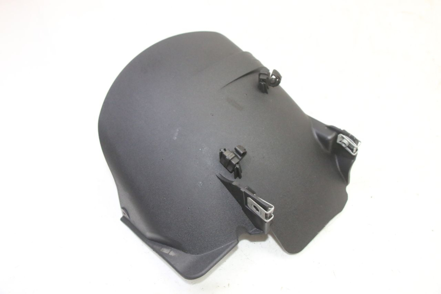 photo de GUARDABARROS TRASERO PIAGGIO MP3 HPE 310 (2024 - 2025)