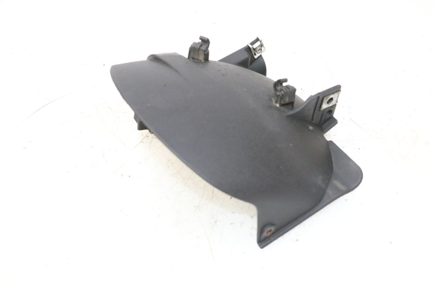 photo de GUARDABARROS TRASERO PIAGGIO MP3 HPE 300 (2019 - 2026) - Otra perspectiva