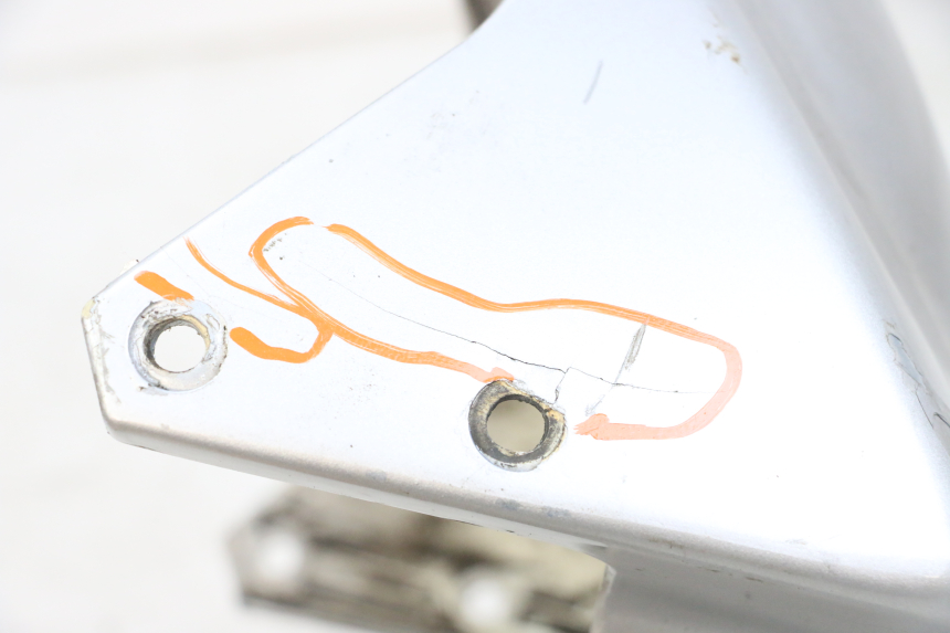 photo de GUARDABARROS DELANTERO PEUGEOT ELYSEO 125 (1999 - 2004) - Características distintivas