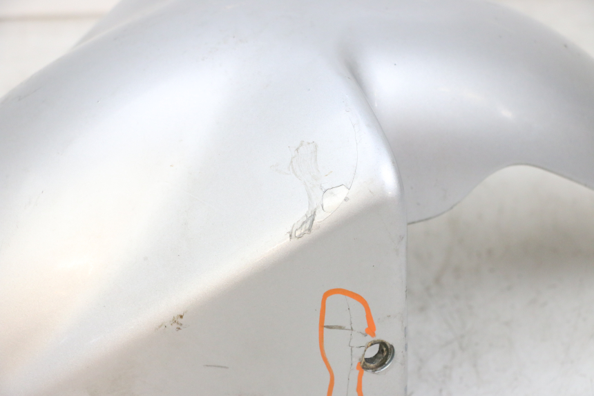 photo de GUARDABARROS DELANTERO PEUGEOT ELYSEO 125 (1999 - 2004) - Estado de la superficie y material