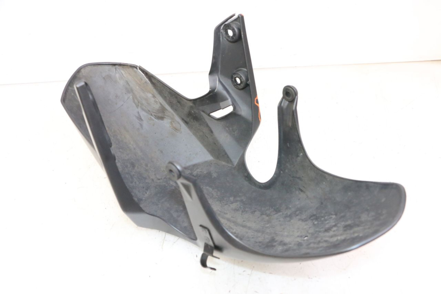 photo de GUARDABARROS DELANTERO SUZUKI GSR 750 (2011 - 2017)