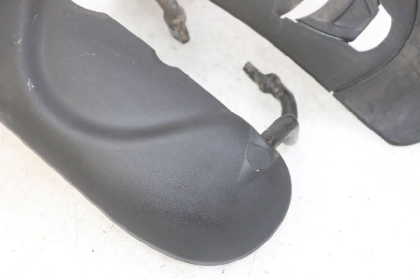 photo de GUARDABARROS DELANTERO PIAGGIO MP3 LT 300 (2010 - 2016)