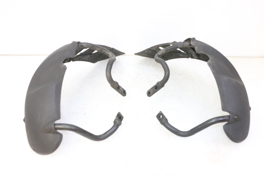 photo de GUARDABARROS DELANTERO PIAGGIO MP3 125 (2006 - 2014)